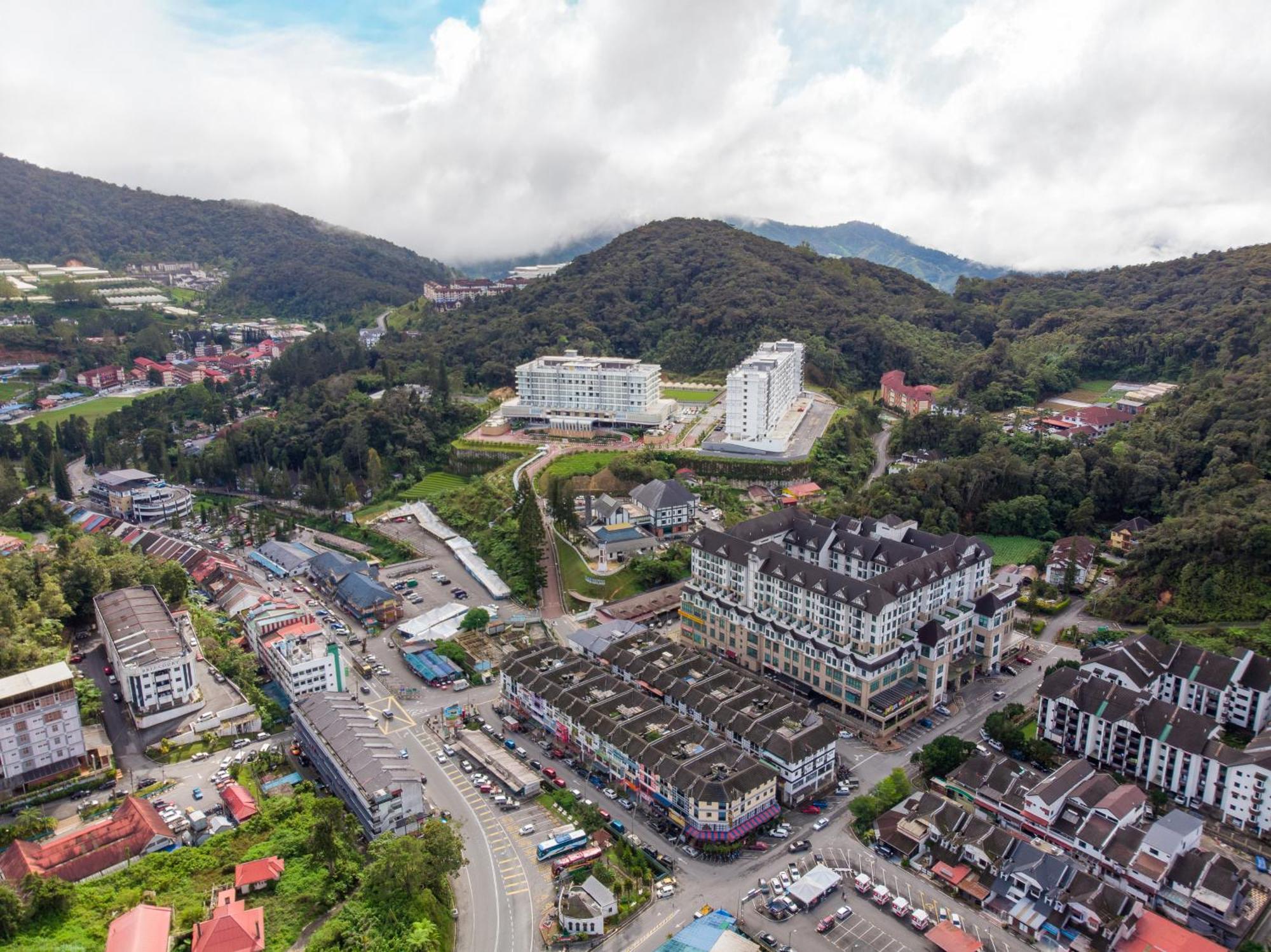 Zenith Suites Cameron Tanah Rata Exteriör bild